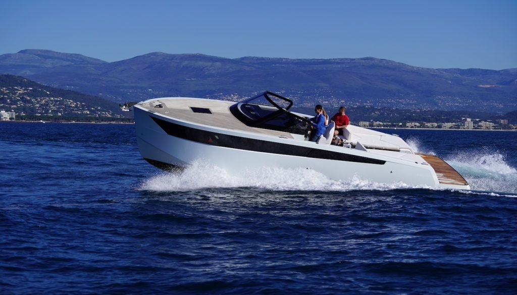 monaco 375 underway