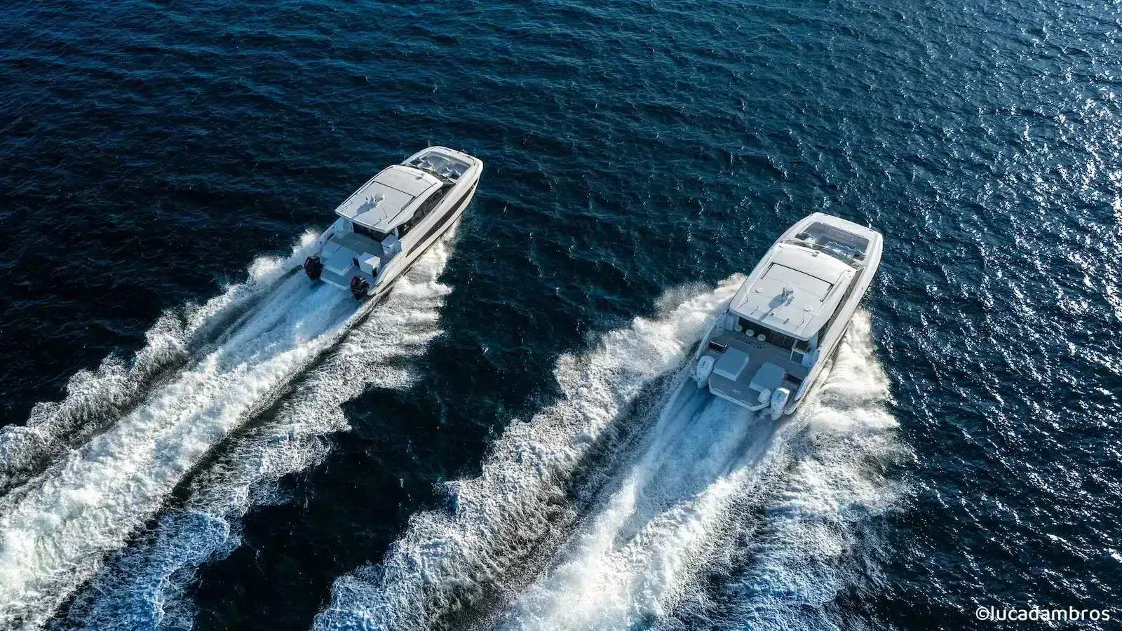 Aquila-42-Coupe-and-Aquila-46-Coupe-running-togheter-2