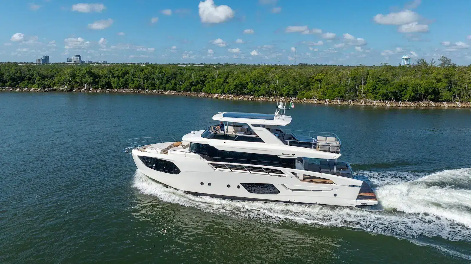 Navetta-70-Absolute-Yachts-Cover