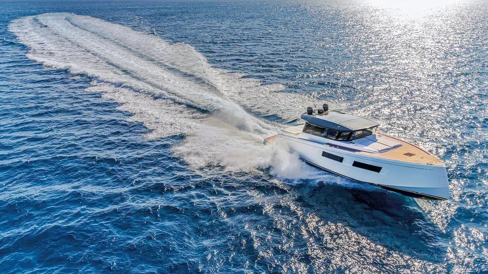 Pardo-GT52-running-6